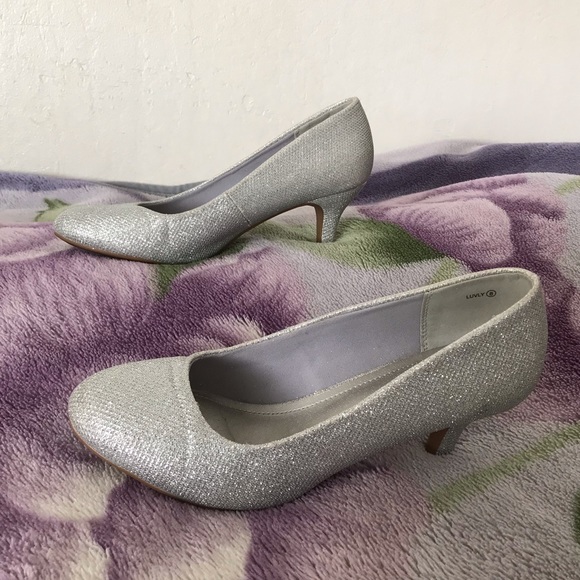 Dream Paris Round Toe Low Heel Pumps - Picture 5 of 12